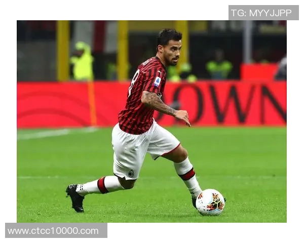 足球明星滑草皮新玩法保护膝盖运动安全新趋势