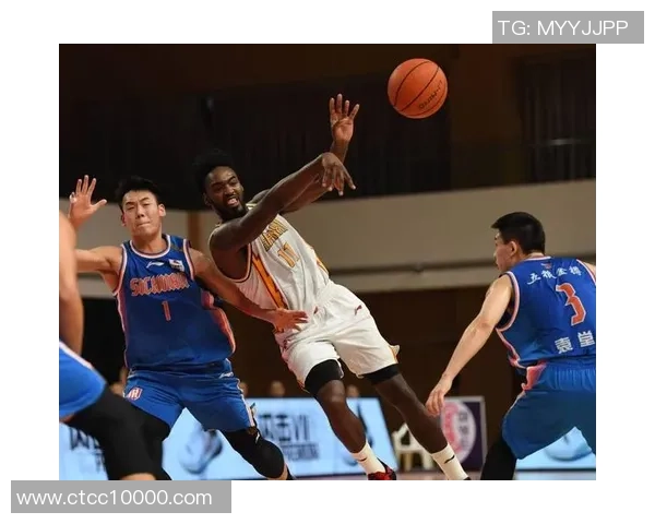 重庆篮球队实力强劲跻身个人能力排行榜第十名引发热议